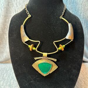 Vintage Metal & Green Stone Pendant Necklace Adjustable Statement